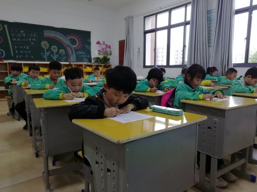 C:\Users\YQi\Desktop\QQ圖片20190416185134.jpg
