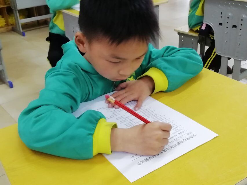 C:\Users\YQi\Desktop\QQ圖片20190416185143.jpg