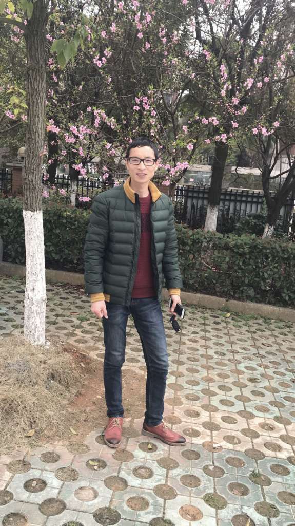 C:\Users\Lenovo\Desktop\网推教师自我介绍\26、龙汉波\QQ图片20181007211609.jpg