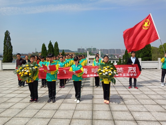 宜阳学校钟书捷图片