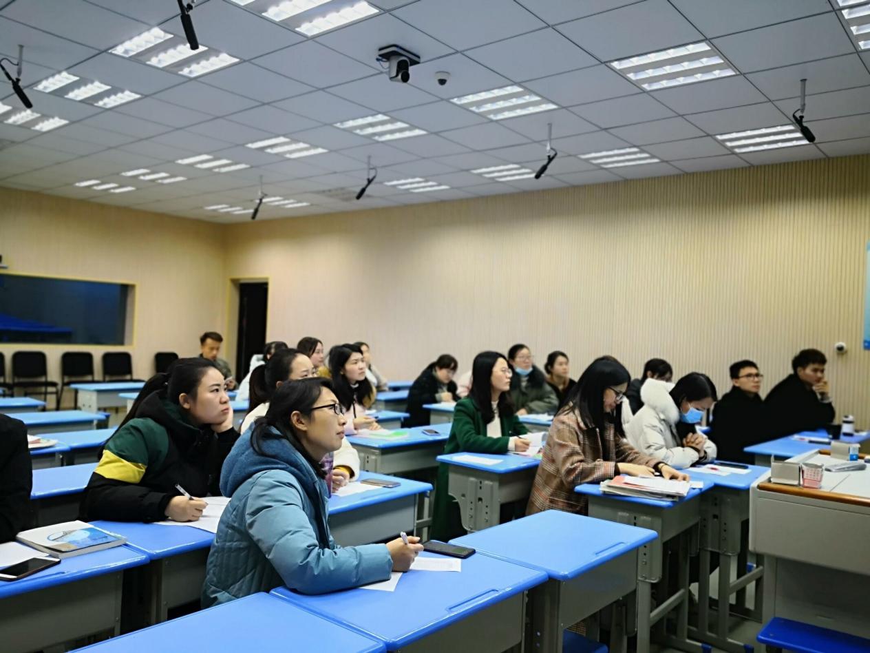 匠心筑梦促专业提升,百家争鸣展宜阳风采 ——记宜阳学校初中部校优质