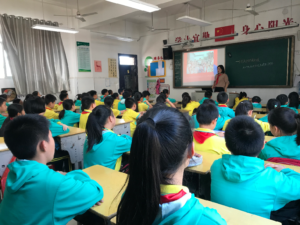 宜阳学校钟书捷图片